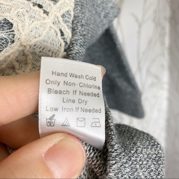 COLDWATER CREEK Gray Knit Lace Overlay Knit Pullover Top 2XL - Picture 10 of 11